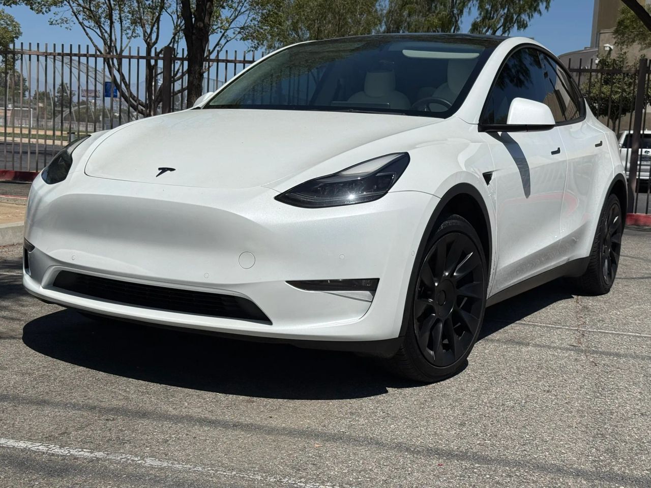 tesla model y 2022 7SAYGDEE7NF531573 image tesla model y 2022 7SAYGDEE7NF531573 image